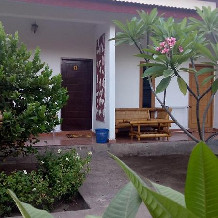 Kiayazo Hotel Gili Trawangan Exterior photo