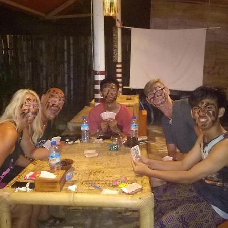 Kiayazo Hotel Gili Trawangan Exterior photo