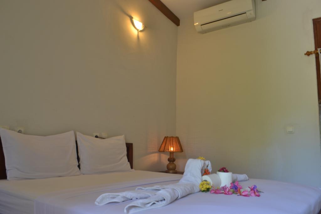 Kiayazo Hotel Gili Trawangan Exterior photo