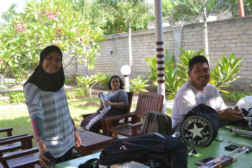 Kiayazo Hotel Gili Trawangan Exterior photo