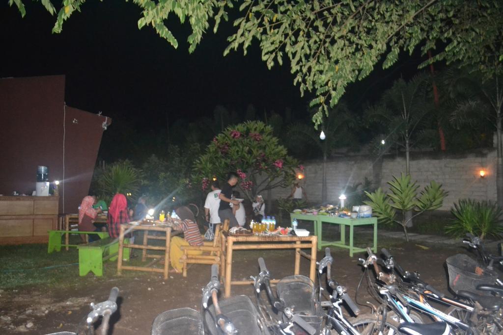 Kiayazo Hotel Gili Trawangan Exterior photo