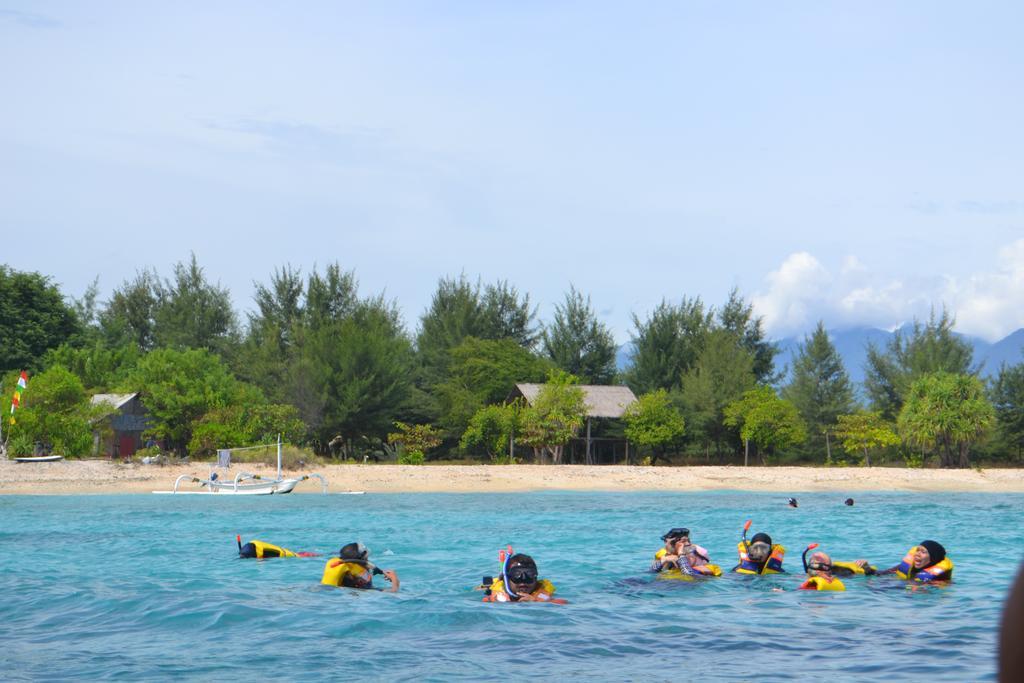 Kiayazo Hotel Gili Trawangan Exterior photo