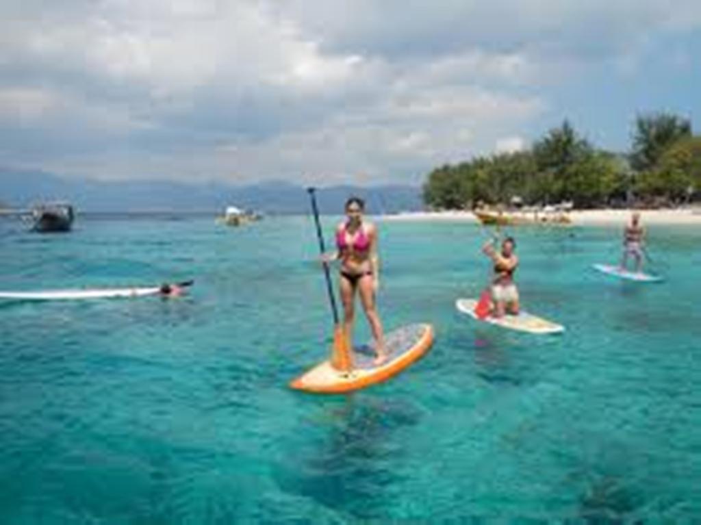 Kiayazo Hotel Gili Trawangan Exterior photo