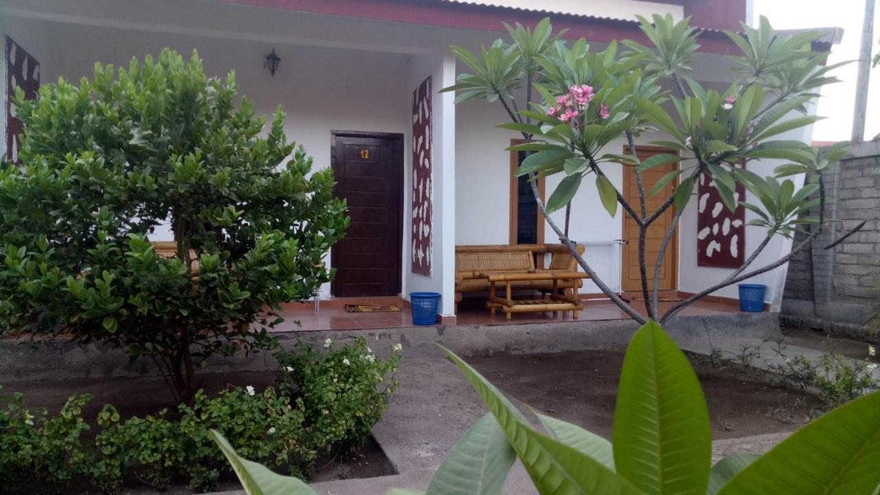 Kiayazo Hotel Gili Trawangan Exterior photo